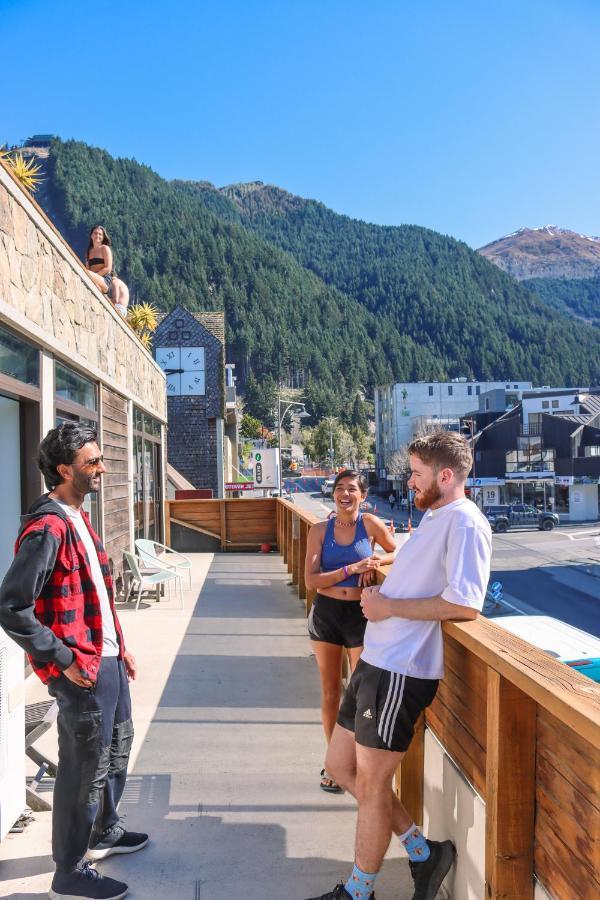 Adventure Queenstown Hostel Экстерьер фото