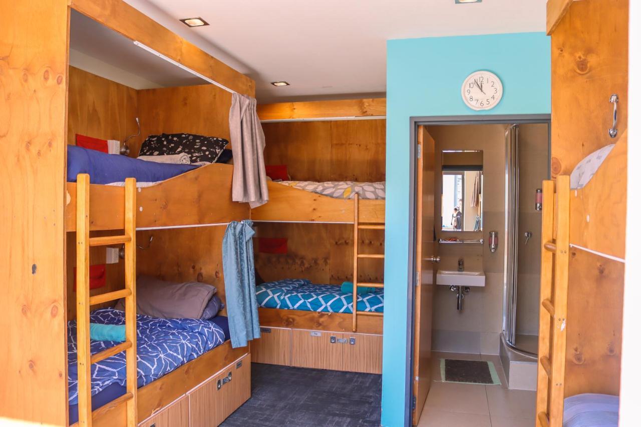 Adventure Queenstown Hostel Экстерьер фото