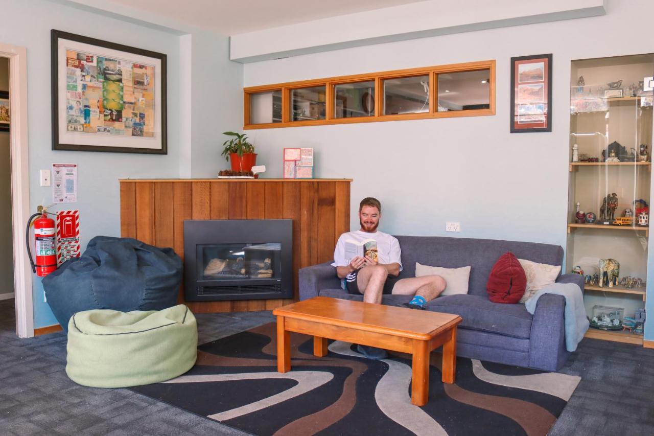 Adventure Queenstown Hostel Экстерьер фото